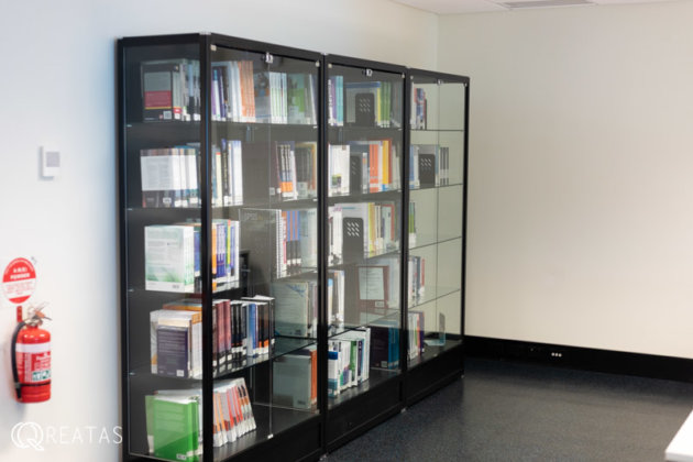 OHCゴールドコースト校の図書スペース