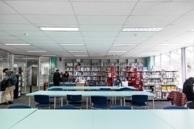 OHCメルボルン校の図書室